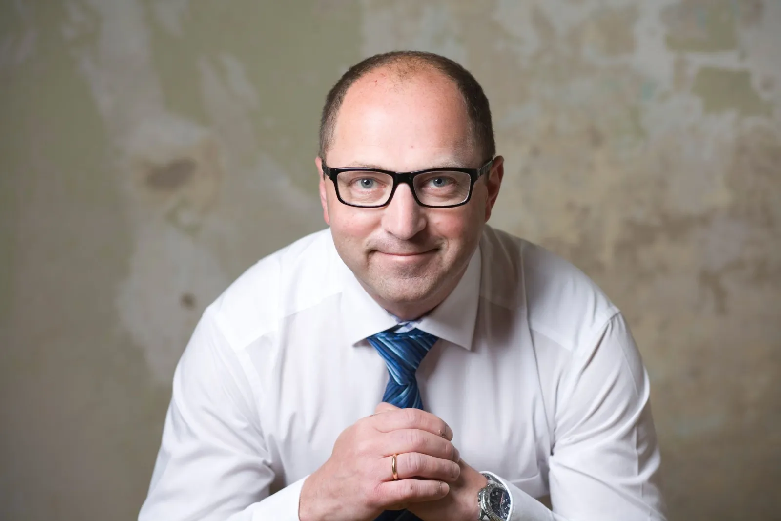 Silvio Jäck (Hörmann-Gruppe): Bedingt durch technologische Neuerungen wie Lichtdämmungs-, Kamera- und Fahrerassistenzsysteme sind die Kosten für einen Scheibenwechsel in den letzten Jahren massiv gestiegen.“